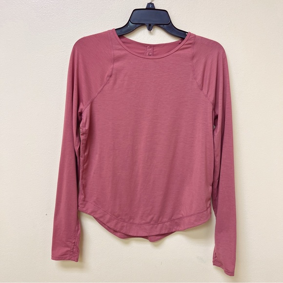Sweaty Betty Breezy Long Sleeve T-Shirt in adventure Pink - Picture 6 of 9